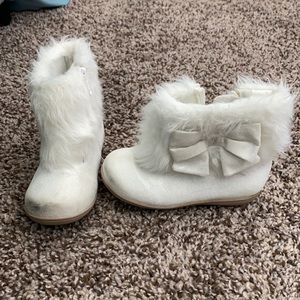 Gymboree toddler girls size 7 boots